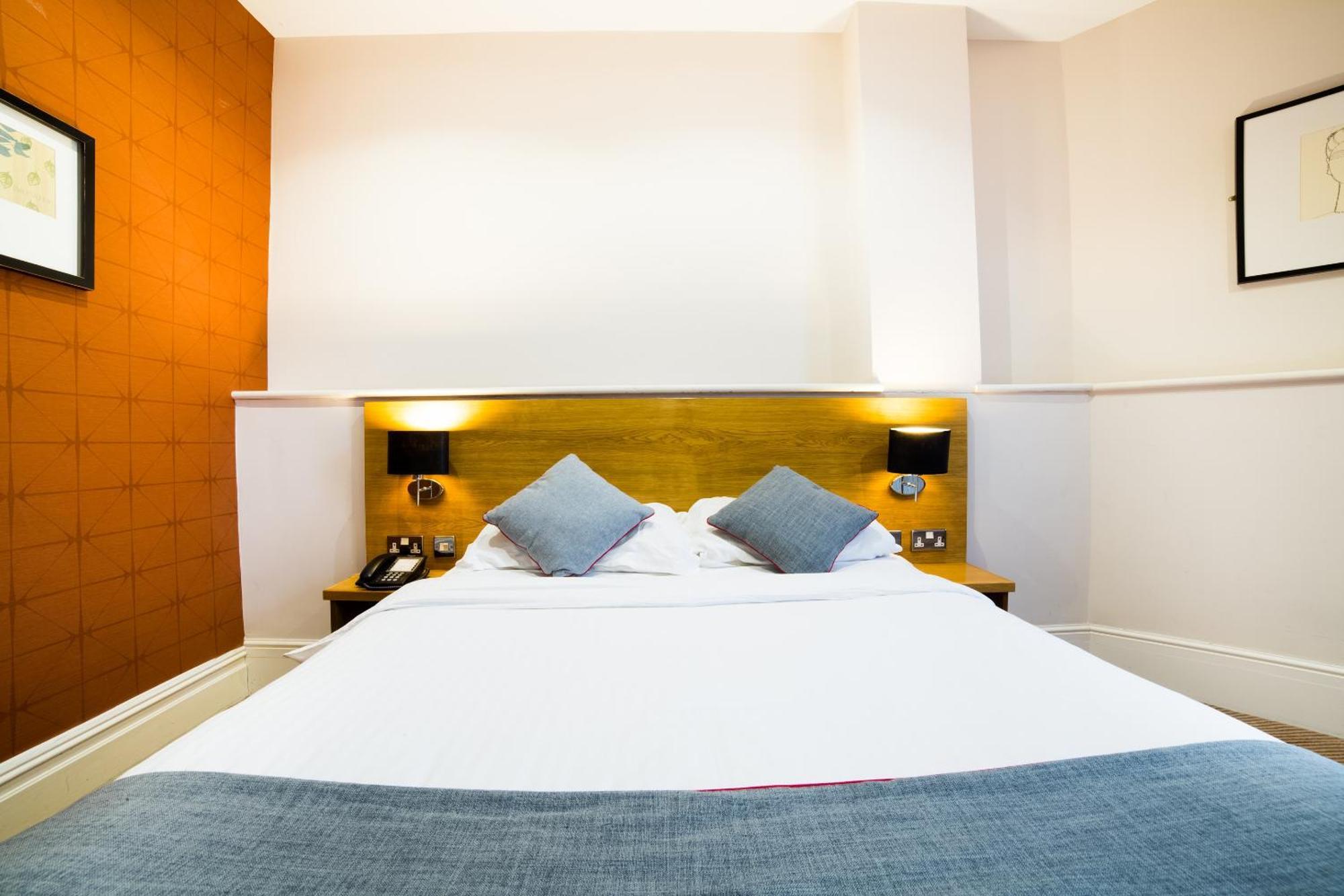 Oyo Imperial Hotel Barrow-in-Furness Extérieur photo